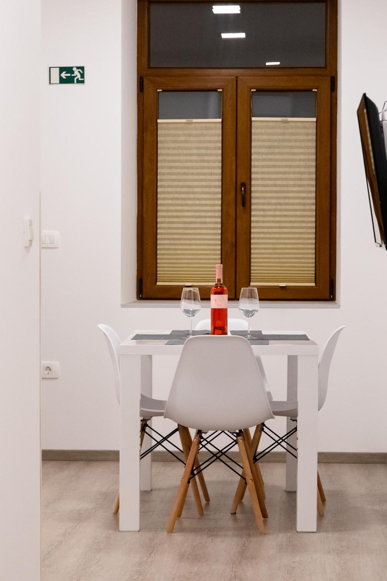 Oliver Street Apartment Vipava Zewnętrze zdjęcie