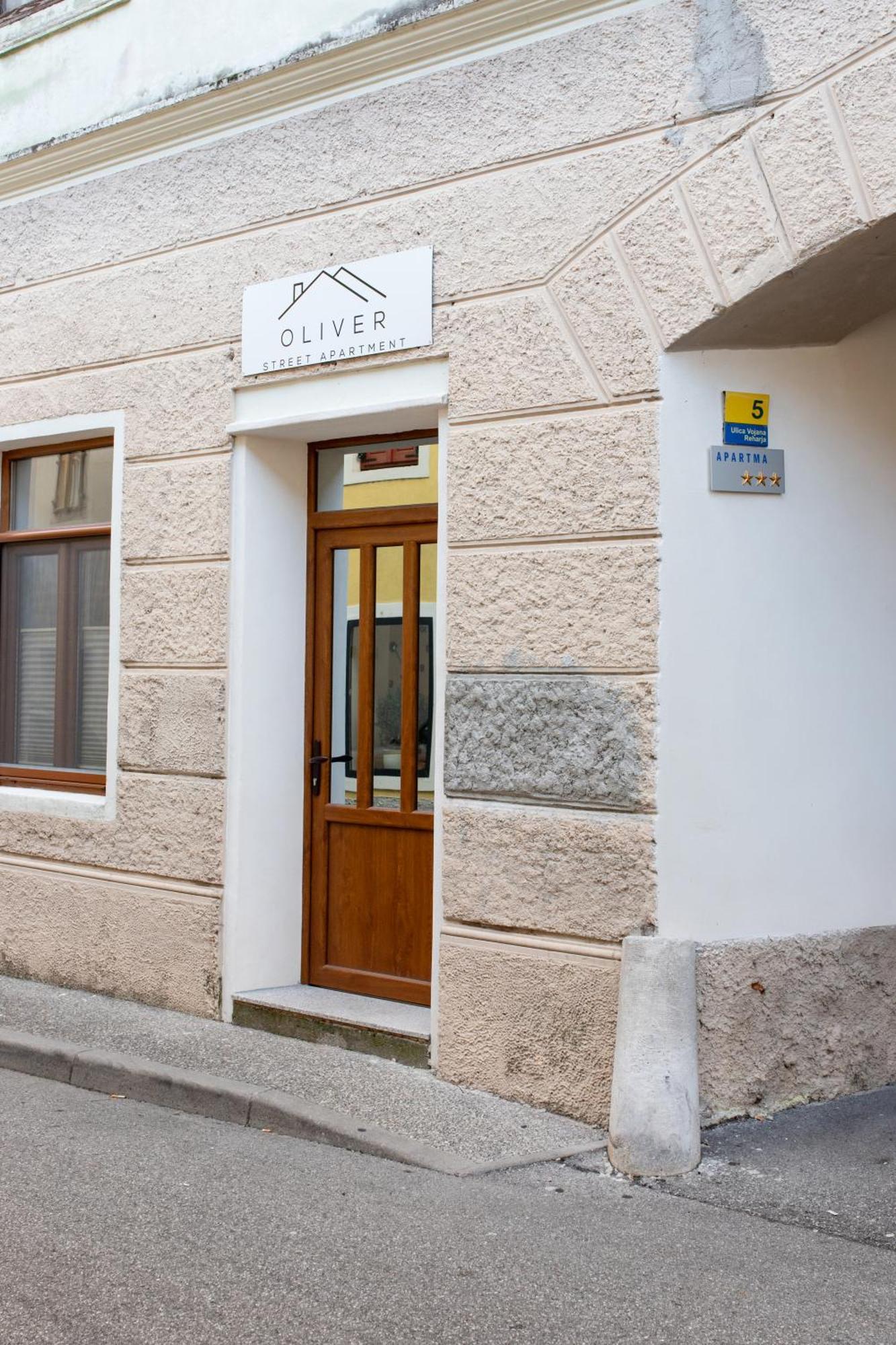 Oliver Street Apartment Vipava Zewnętrze zdjęcie